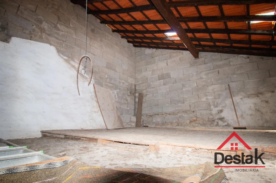 Moradia T2 para Venda em Fataunços e Figueiredo das Donas Foto 12