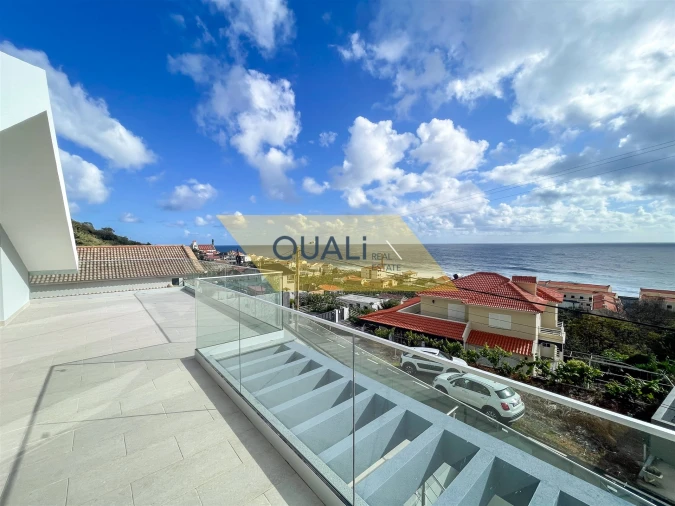 Moradia T4 para Venda em Paul do Mar Foto 42