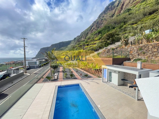 Moradia T4 para Venda em Paul do Mar Foto 41