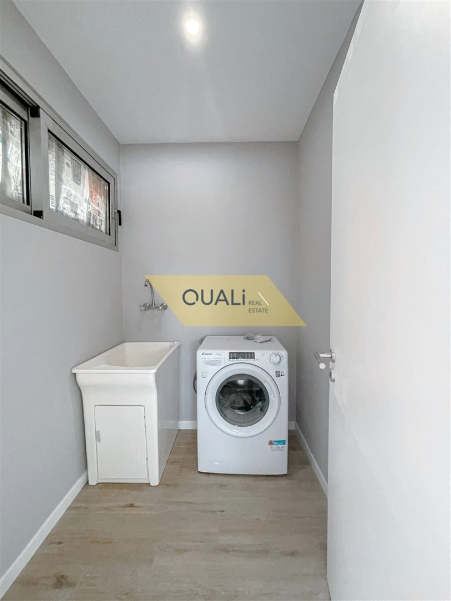 Moradia T4 para Venda em Paul do Mar Foto 16