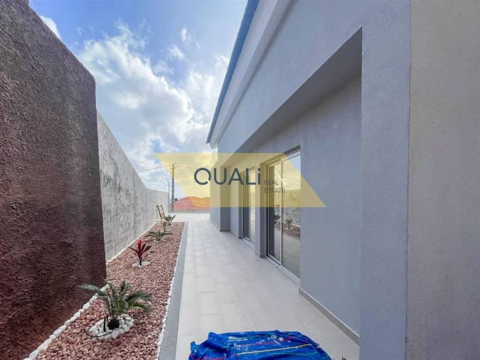 Moradia T4 para Venda em Paul do Mar Foto 45