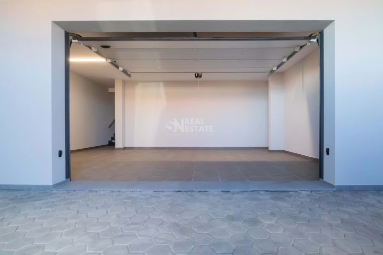 Moradia T4 para Venda em Paul do Mar Foto 73