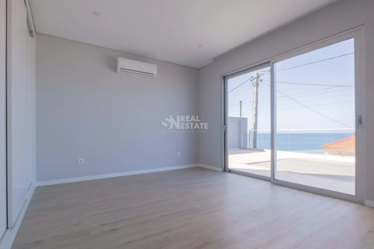 Moradia T4 para Venda em Paul do Mar Foto 65