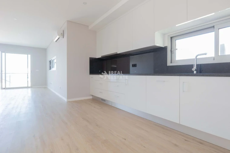 Moradia T4 para Venda em Paul do Mar Foto 55