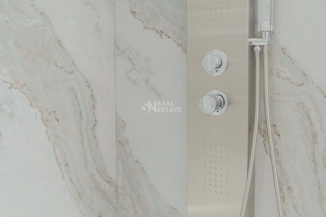 Moradia T4 para Venda em Paul do Mar Foto 44