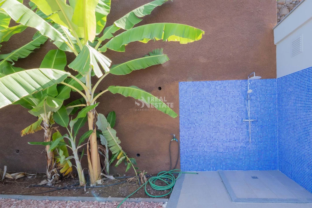 Moradia T4 para Venda em Paul do Mar Foto 16