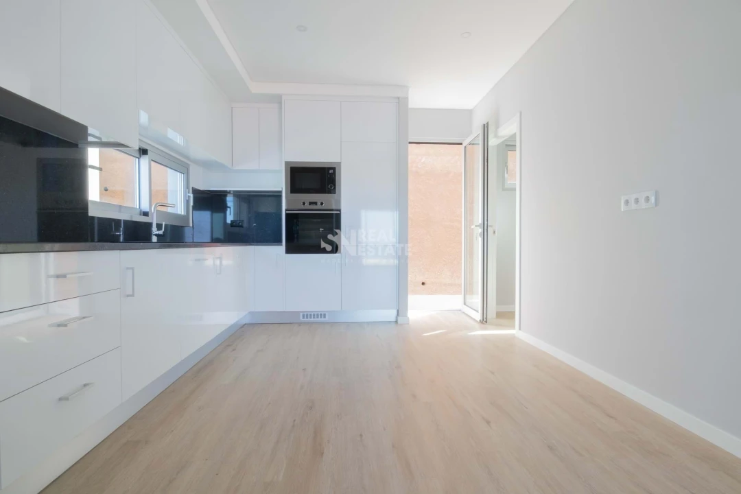 Moradia T4 para Venda em Paul do Mar Foto 57