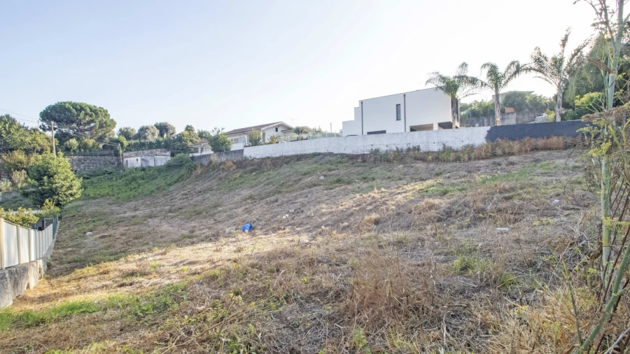 Terreno para Venda em Lordelo