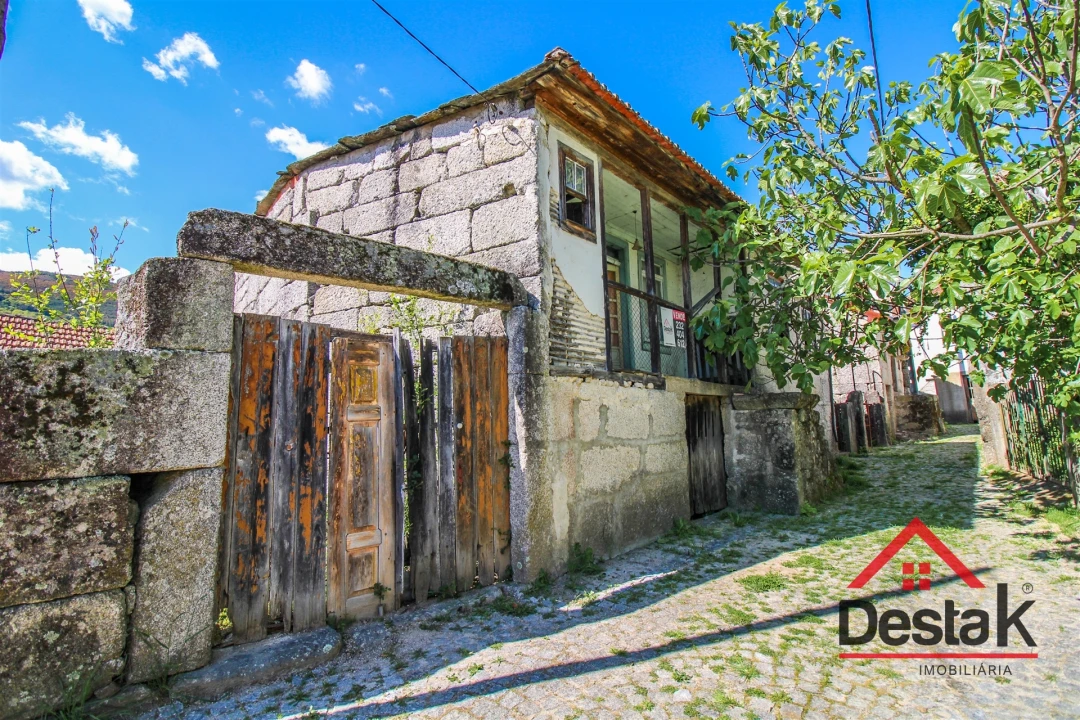 Moradia T5 para Venda em Sul Foto 7