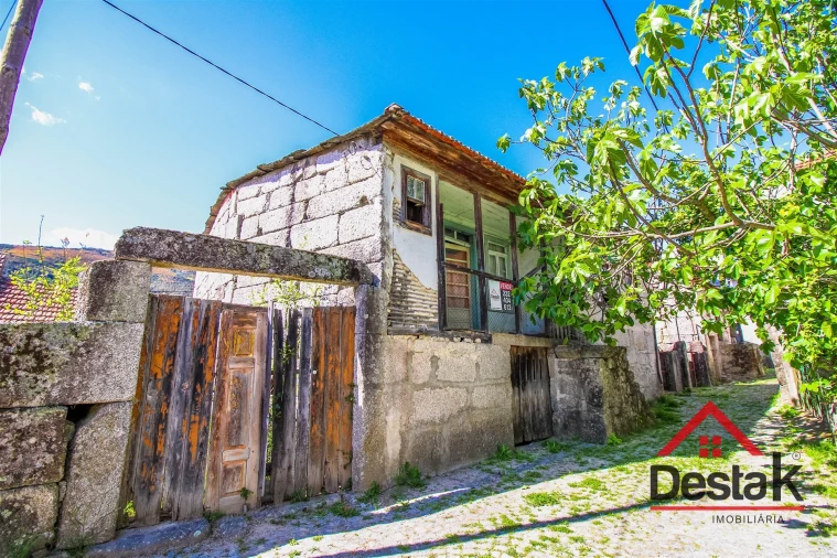 Moradia T5 para Venda em Sul Foto 6