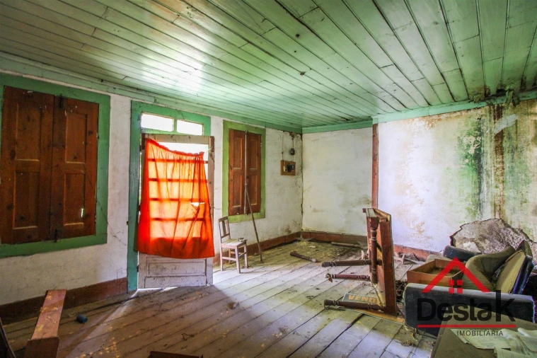 Moradia T5 para Venda em Sul Foto 10