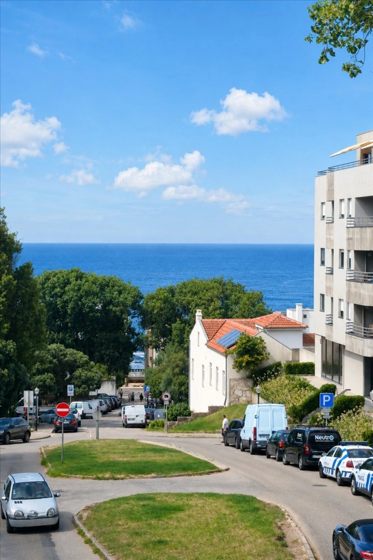 Apartamento T3 para Venda em Aldoar, Foz do Douro e Nevogilde Foto 1