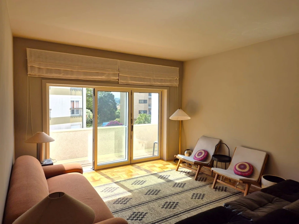 Apartamento T3 para Venda em Aldoar, Foz do Douro e Nevogilde Foto 2