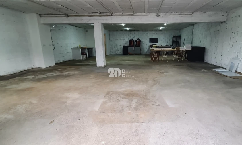 Armazém para Venda em Landim