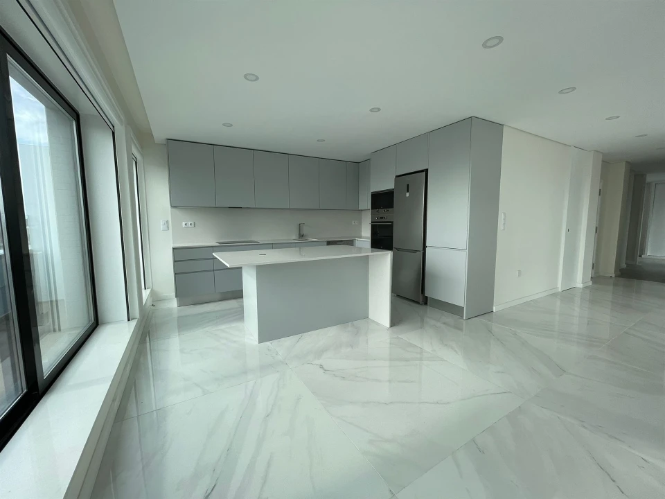 Apartamento T2 para Venda em Cidade da Maia Foto 9