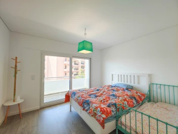 Apartamento T3 para Venda em Carcavelos e Parede