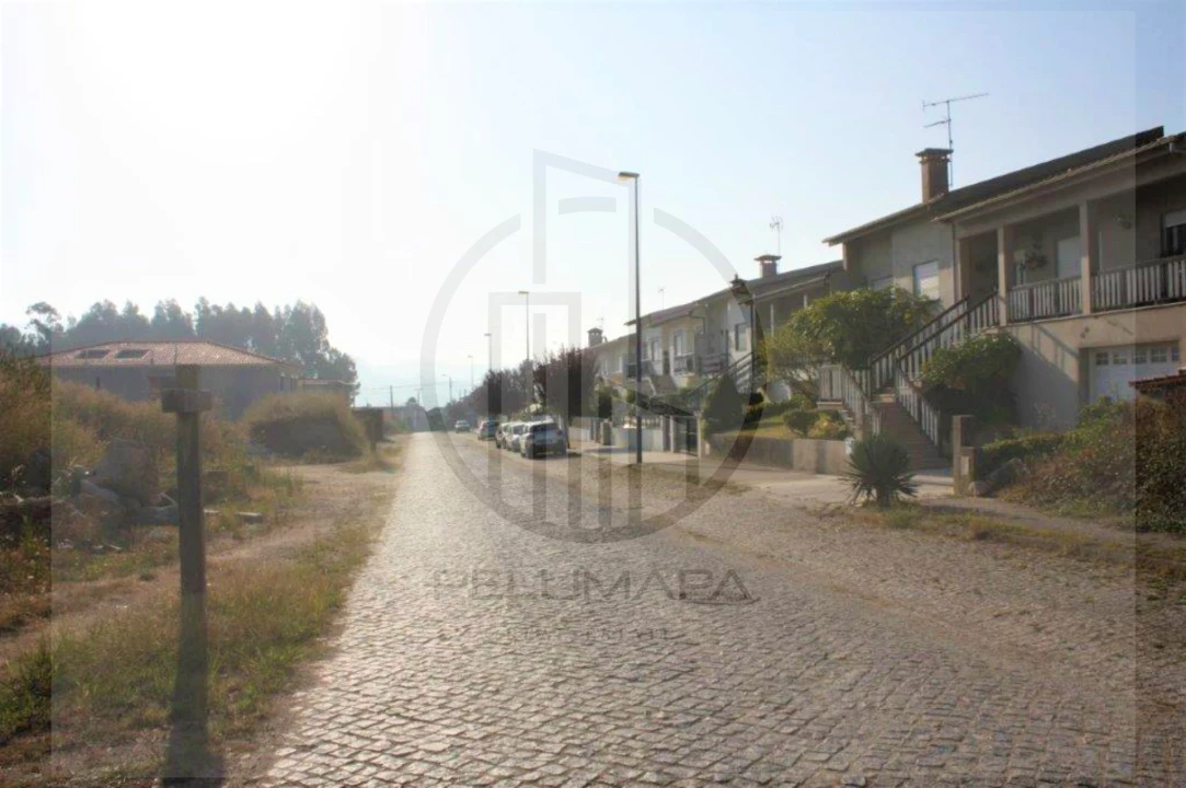 Terreno para Venda em Gamil e Midões Foto 5