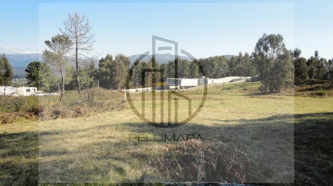 Terreno para Venda em Povoa de Lanhoso (N. Senhora do Amparo)