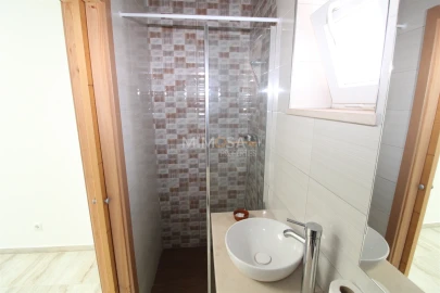 Moradia T8 para Venda em Vila de Sagres