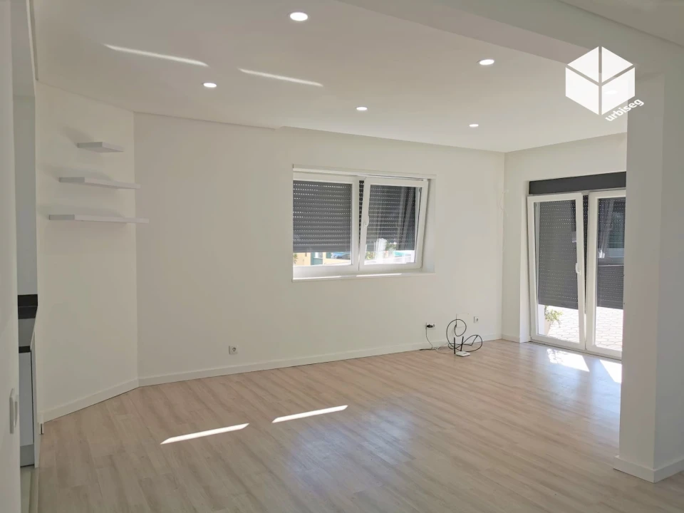 Apartamento T3 para Venda em Buarcos Foto 18