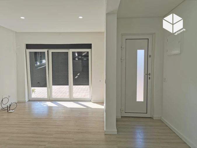 Apartamento T3 para Venda em Buarcos Foto 20