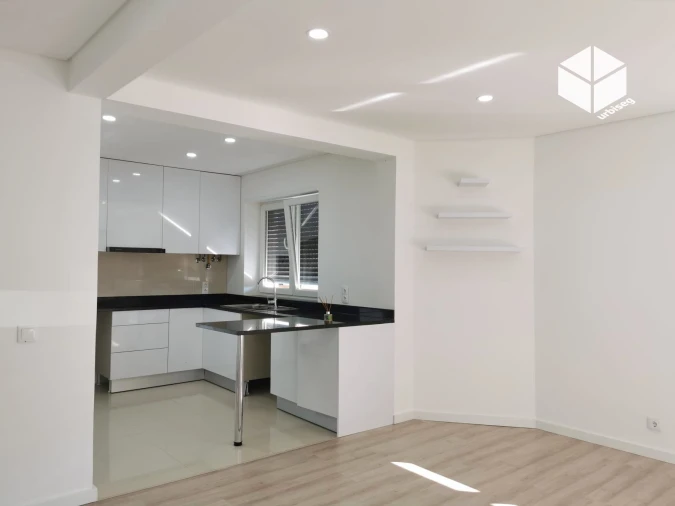 Apartamento T3 para Venda em Buarcos Foto 12