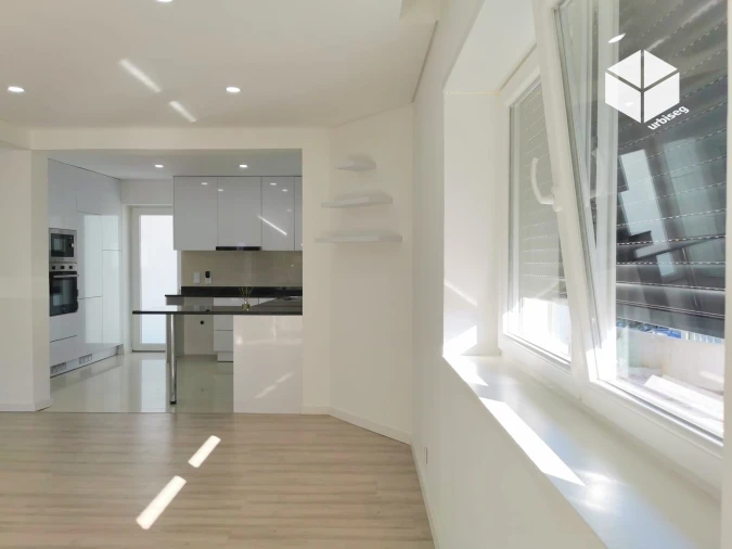 Apartamento T3 para Venda em Buarcos Foto 16