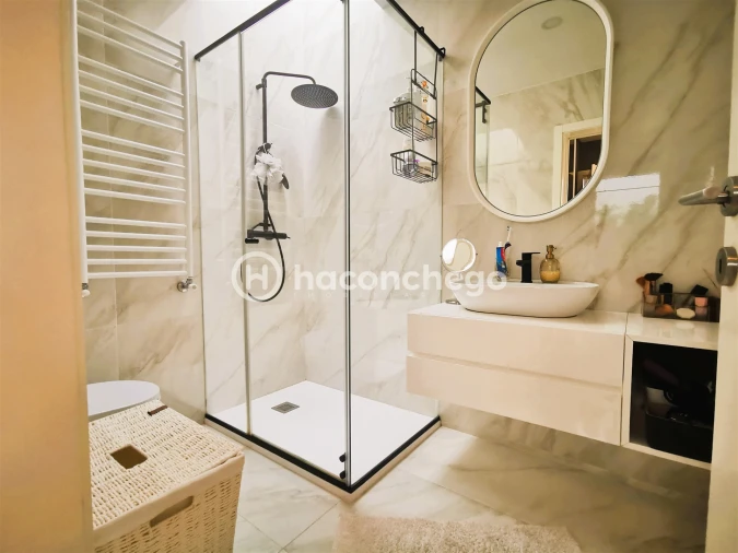 Moradia T4 para Venda em Abade de Neiva Foto 34