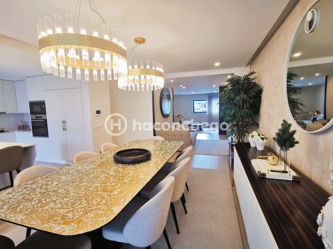 Moradia T4 para Venda em Abade de Neiva Foto 12