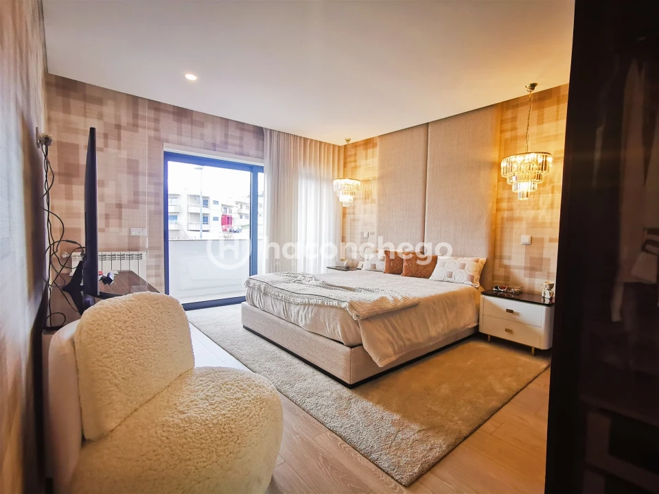 Moradia T4 para Venda em Abade de Neiva Foto 38