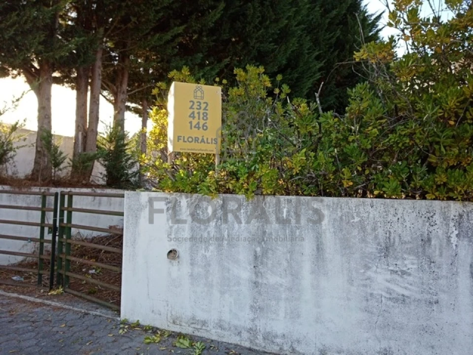 Terreno para Venda em Couto de Baixo e Couto de Cima Foto 2