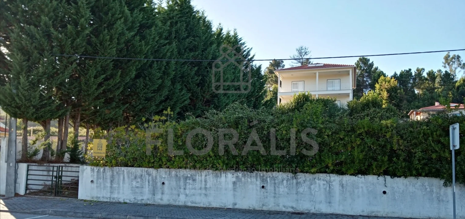 Terreno para Venda em Couto de Baixo e Couto de Cima Foto 3