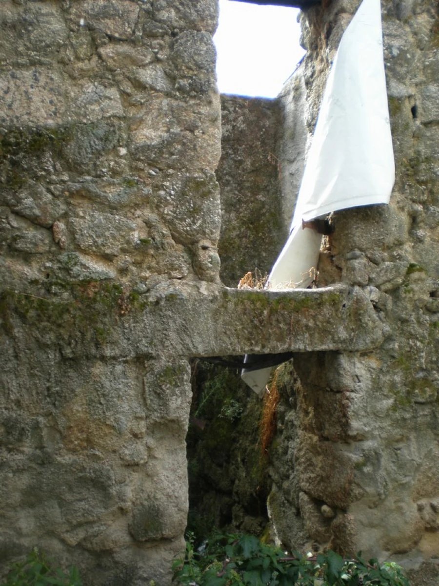 Moradia T0 para Venda em Aldeia de São Francisco de Assis Foto 3