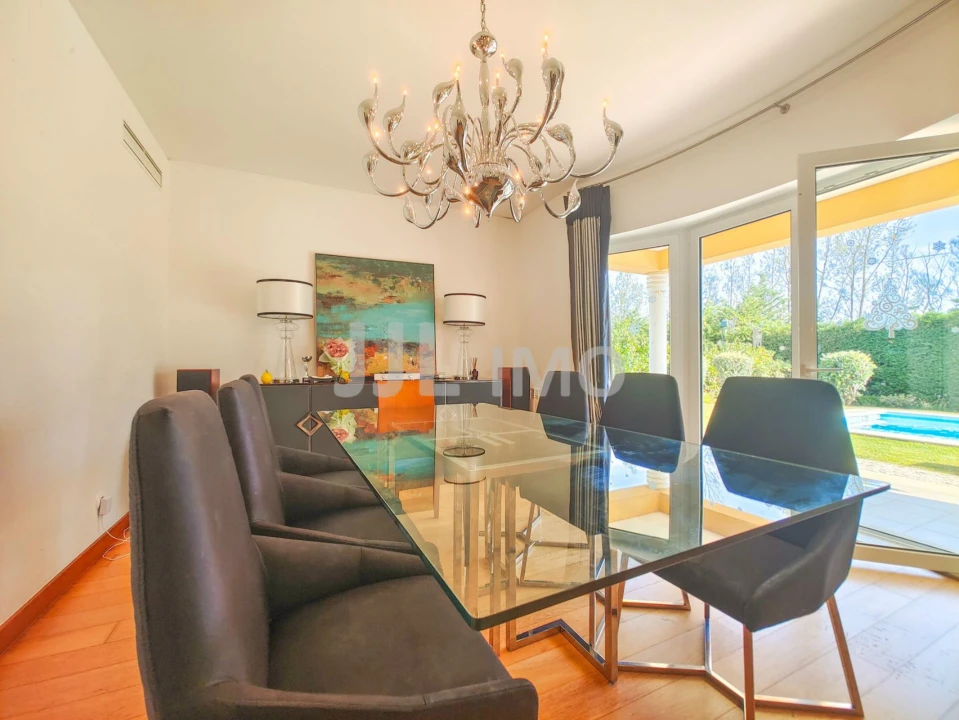 Moradia T4 para Venda em Alcabideche Foto 19