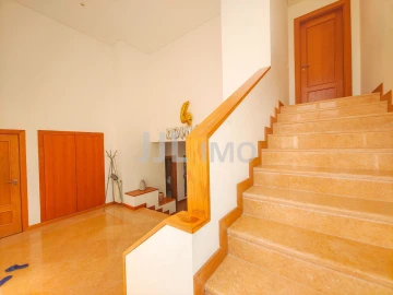 Moradia T4 para Venda em Alcabideche