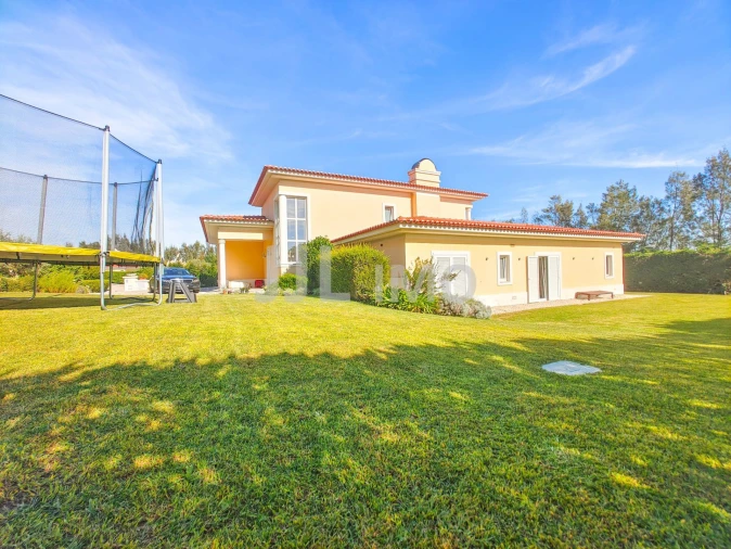 Moradia T4 para Venda em Alcabideche Foto 31