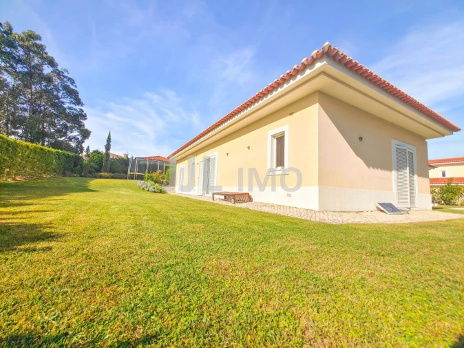 Moradia T4 para Venda em Alcabideche Foto 32