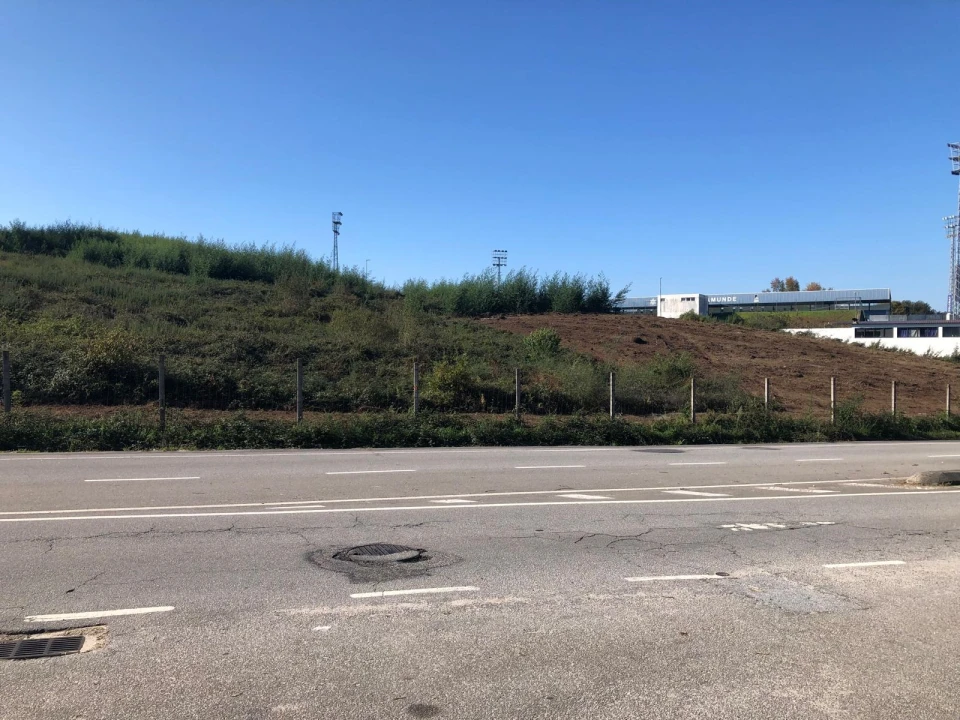 Terreno para Venda em Freamunde Foto 3