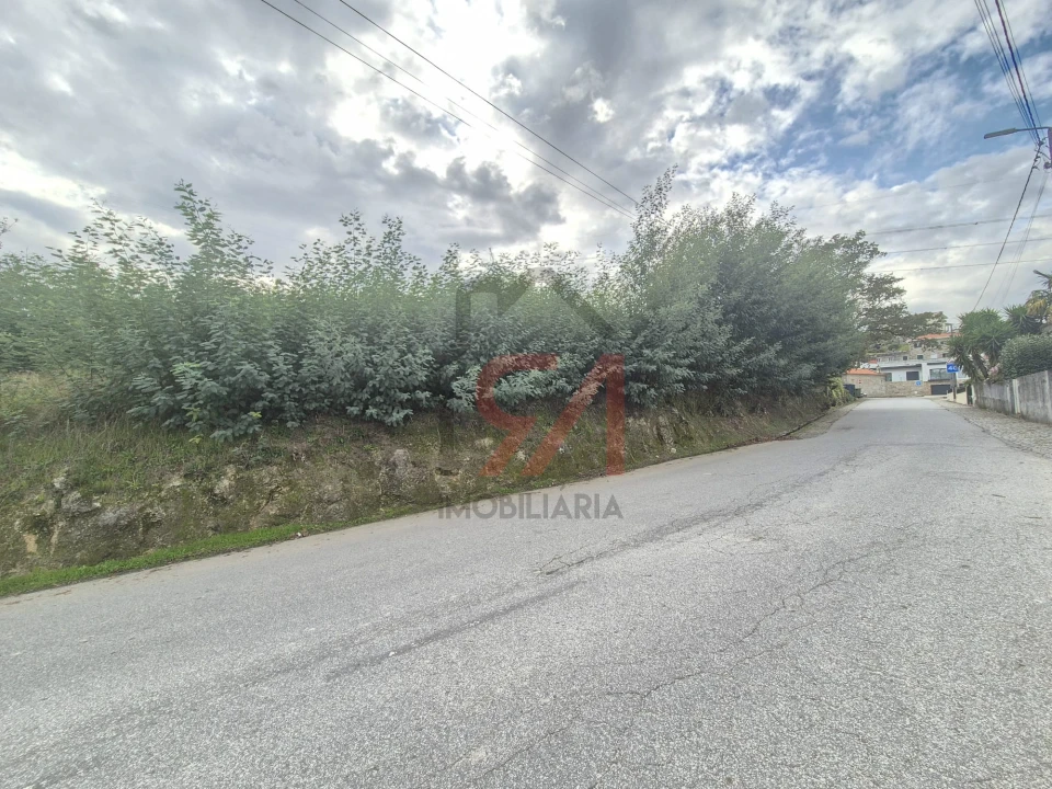 Terreno para Venda em Penamaior Foto 6