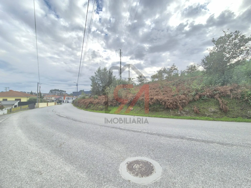 Terreno para Venda em Penamaior Foto 3