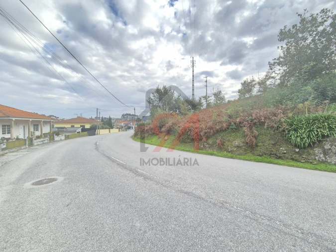 Terreno para Venda em Penamaior Foto 2