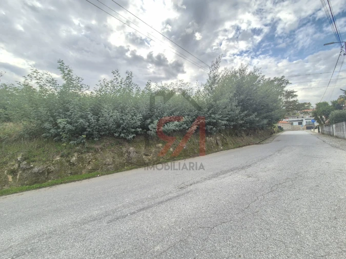 Terreno para Venda em Penamaior Foto 6