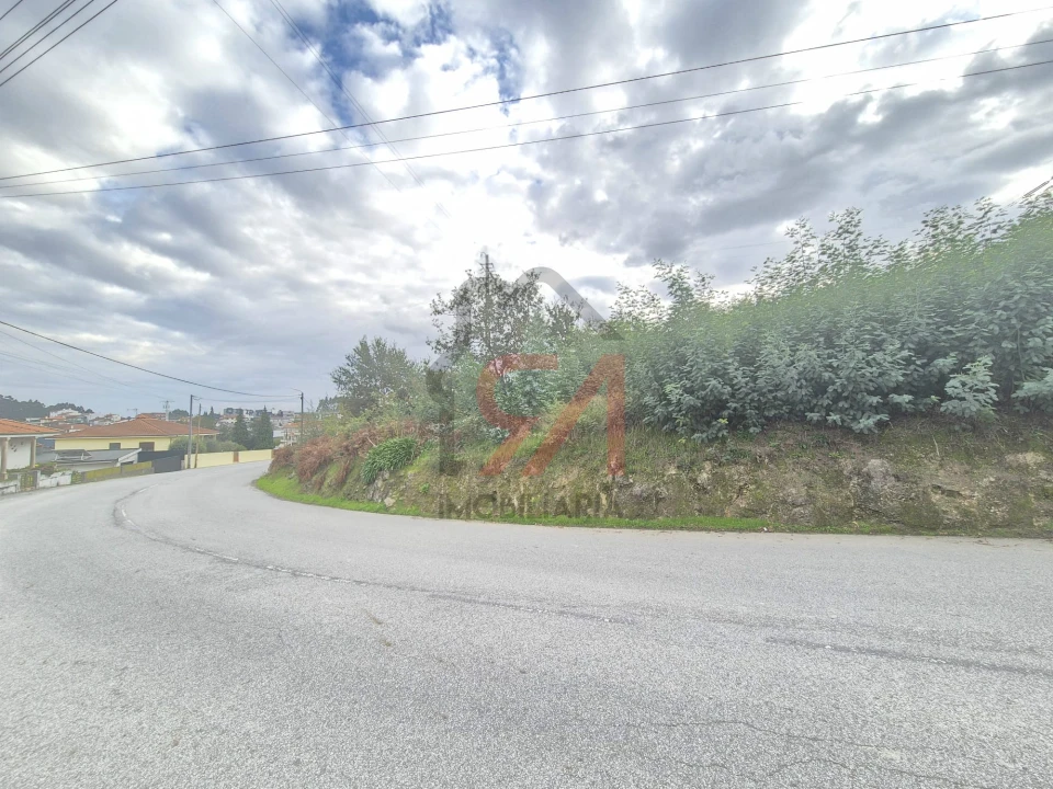 Terreno para Venda em Penamaior Foto 4