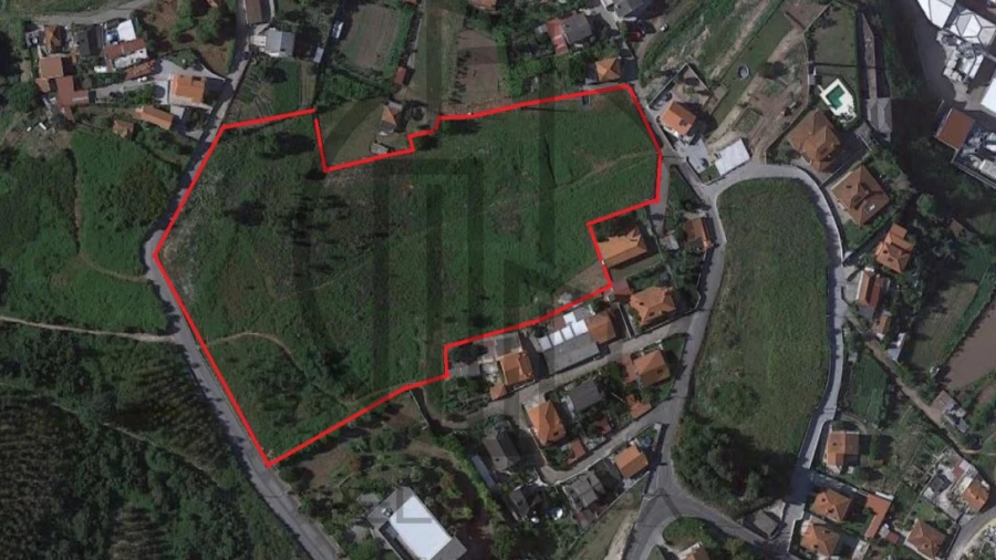 Terreno para Venda em Vale (São Cosme), Telhado e Portela