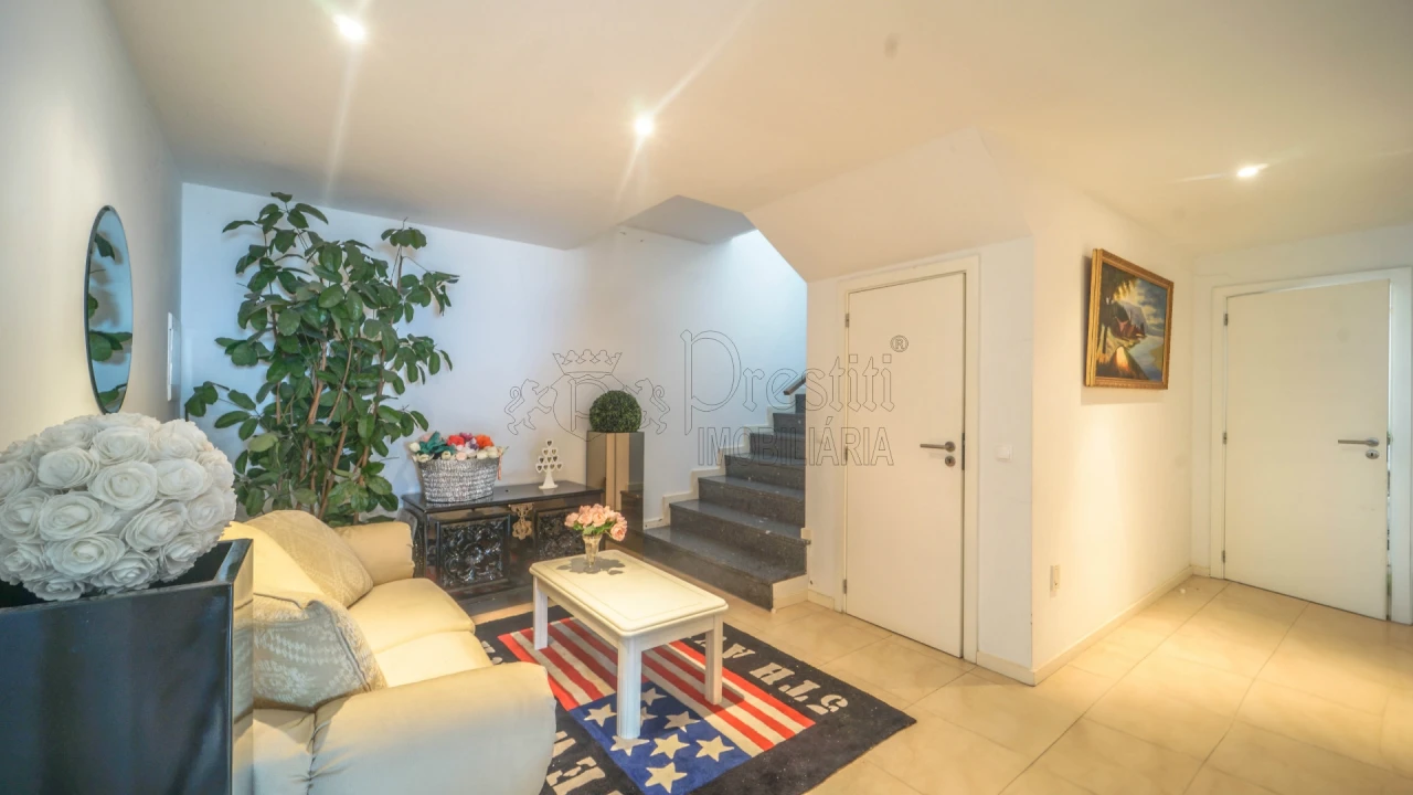 Moradia T4 para Venda em Costa Foto 23