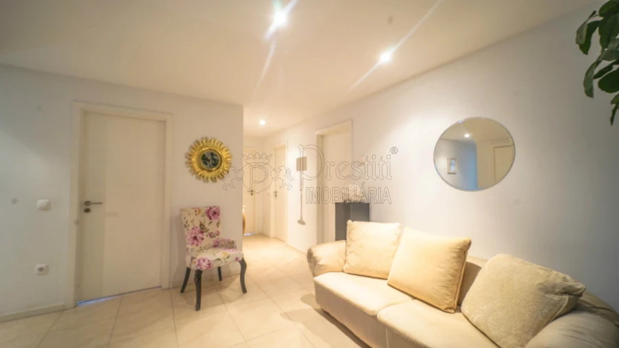 Moradia T4 para Venda em Costa Foto 24