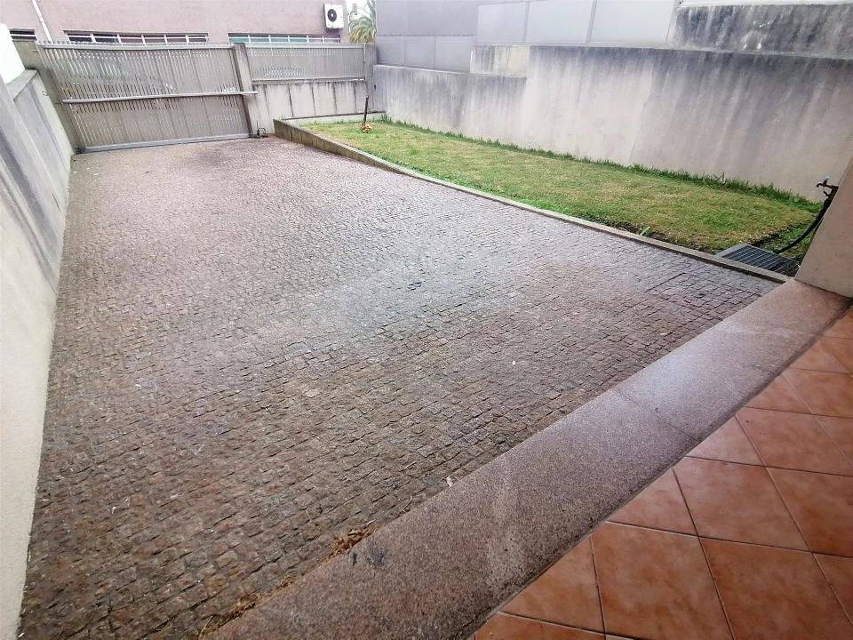 Moradia T4 para Venda em Mafamude e Vilar do Paraíso Foto 34