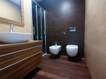 Moradia T4 para Venda em Mafamude e Vilar do Paraíso