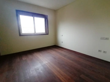 Moradia T4 para Venda em Mafamude e Vilar do Paraíso
