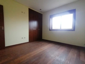 Moradia T4 para Venda em Mafamude e Vilar do Paraíso